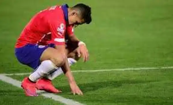 Alexis Sanchez picks up muscle injury on international duty